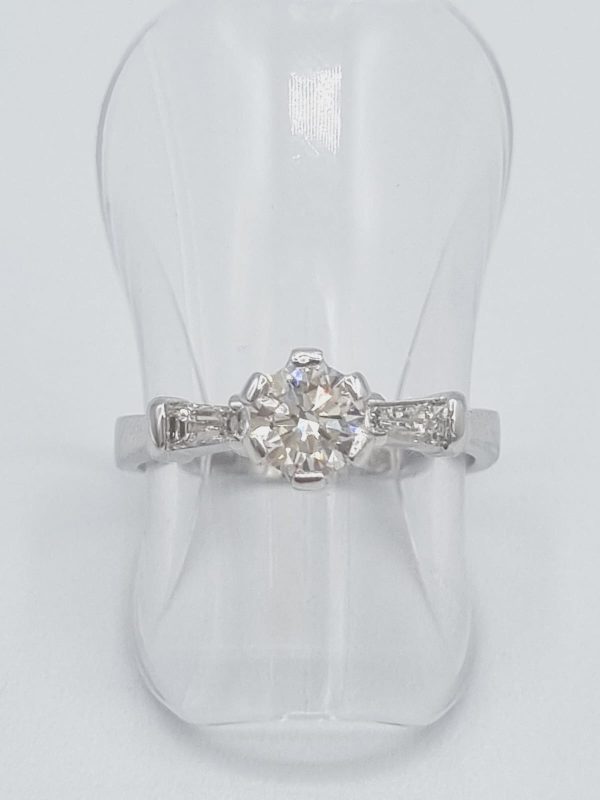 3a13f54b 9837 4536 a885 4fb2e15e3a7e